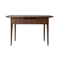 **Technische titel in het Nederlands: Modern houten bureau met lade en strak ontwerp**