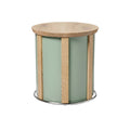 **Technische Titel in het Nederlands: "Moderne bijzettafel met groene glas en houten accenten"**